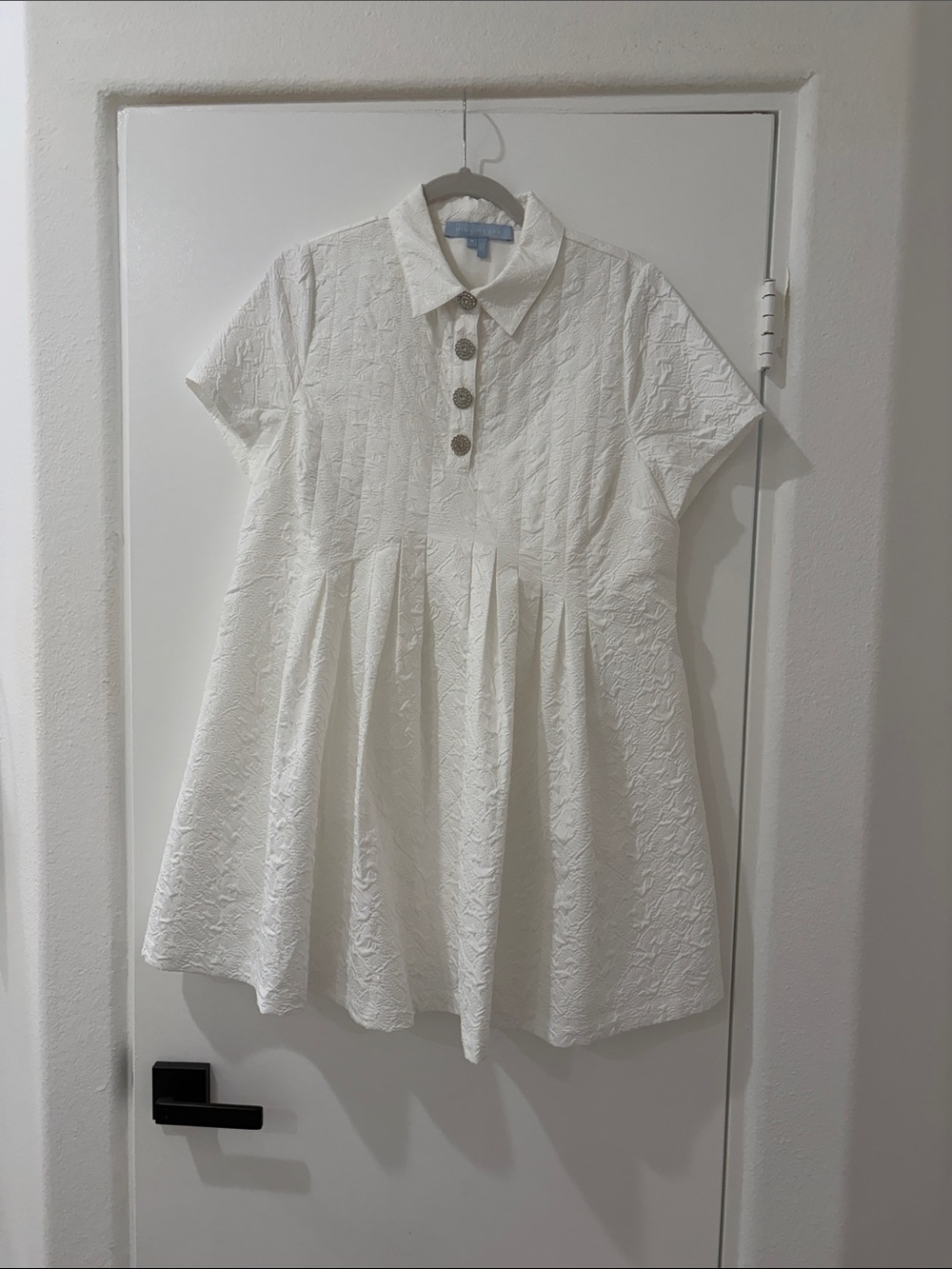Hillhouse White Textured Polo collared Dress Top - Short Sleeve embellished